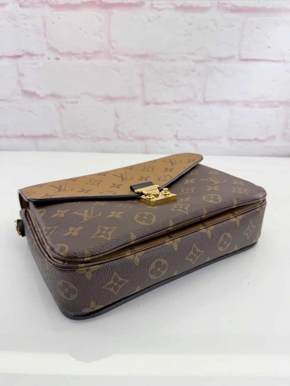 Louis Vuitton authentic louis